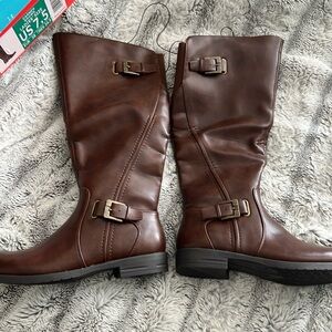 Womens boots